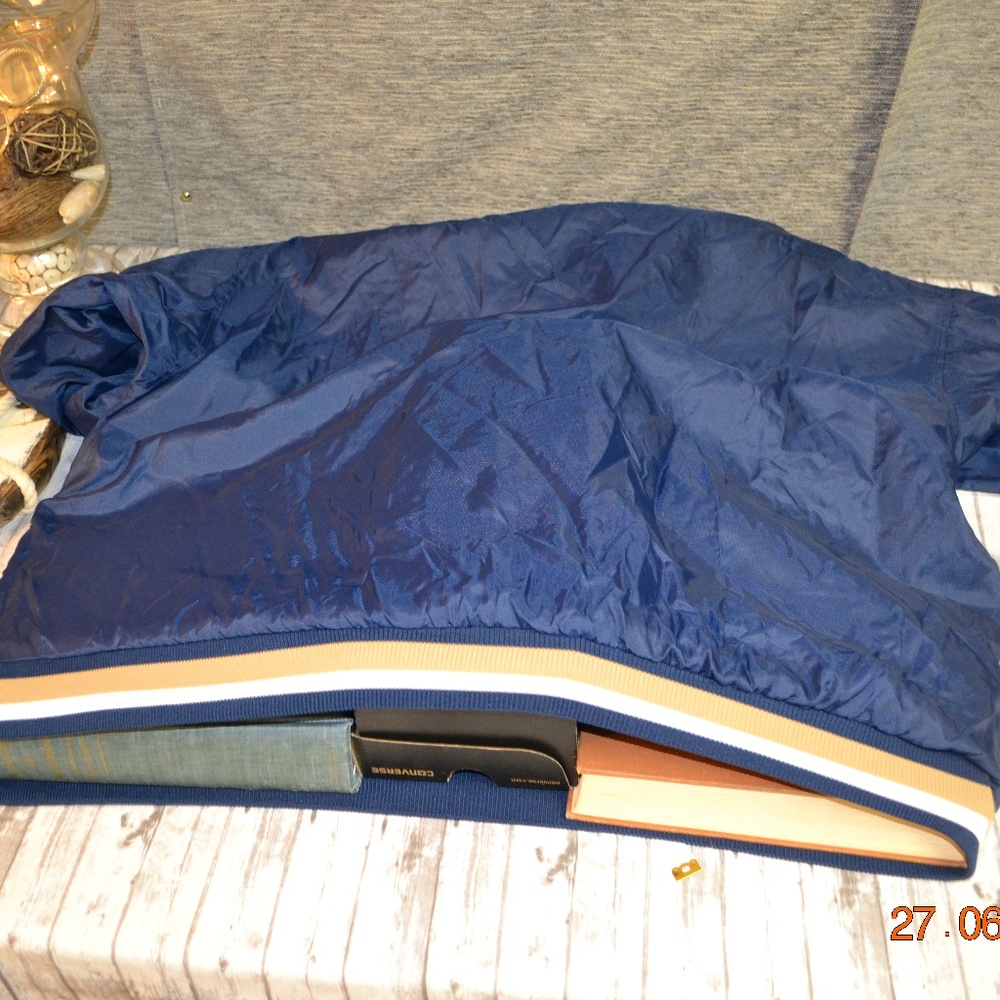 Size XL Vintage Notre Dame Pullover - Picture 8 of 8